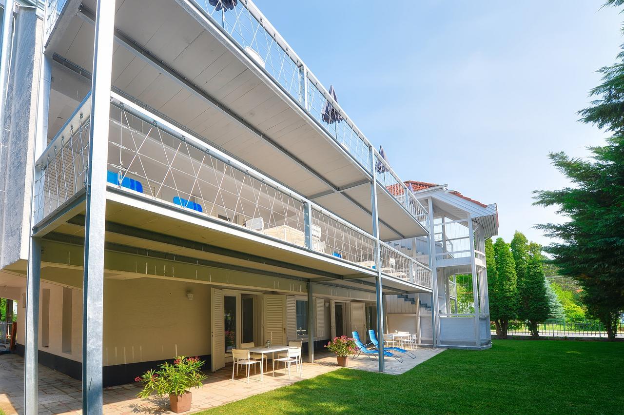 Villa Oliver 3 Шіофок Екстер'єр фото