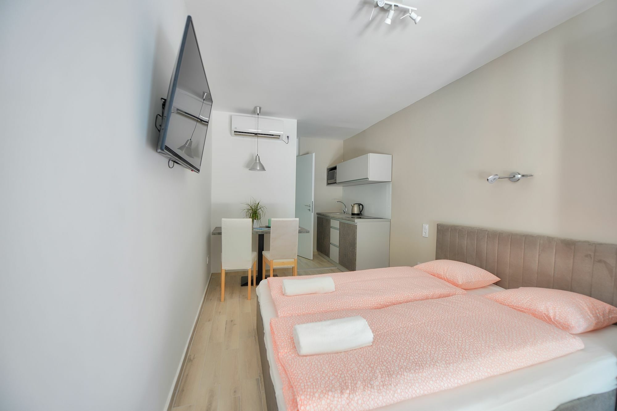 Villa Oliver 3 Шіофок Екстер'єр фото